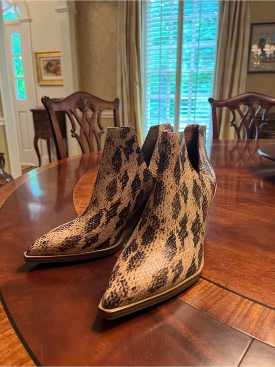 Vince Camuto Shoes - Women’s Snake-Print Pointed Toe Ankle Boot - Brown